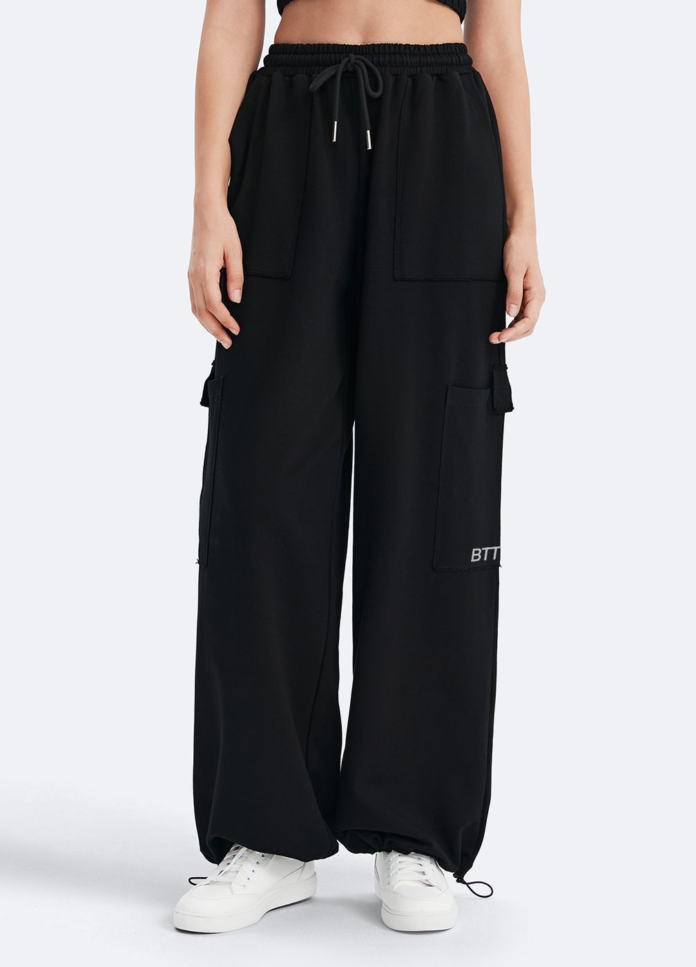 Casual Drawstring Waist Sweatpants in Black, front view