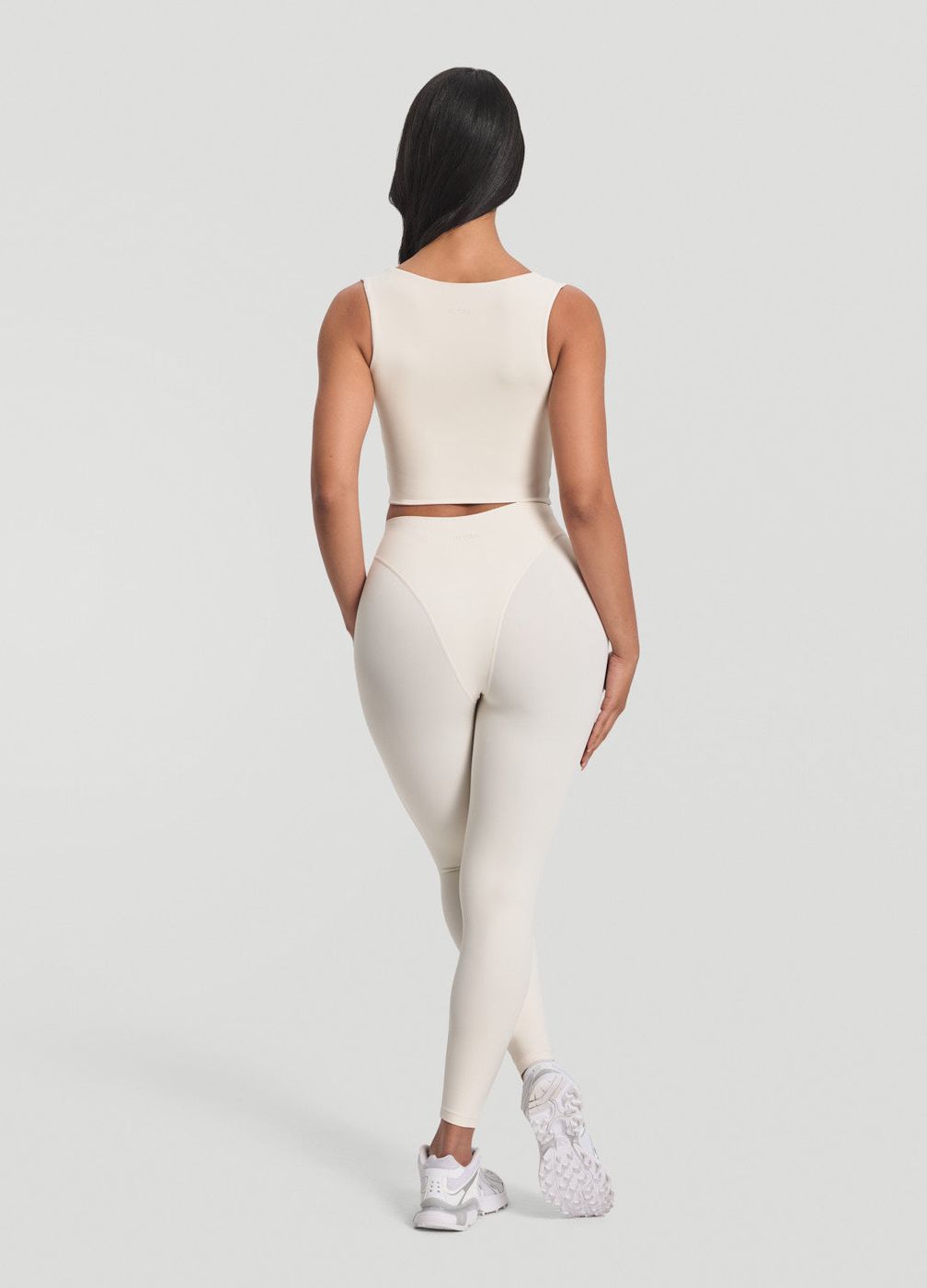 Contour Leggings in Ivory, detail