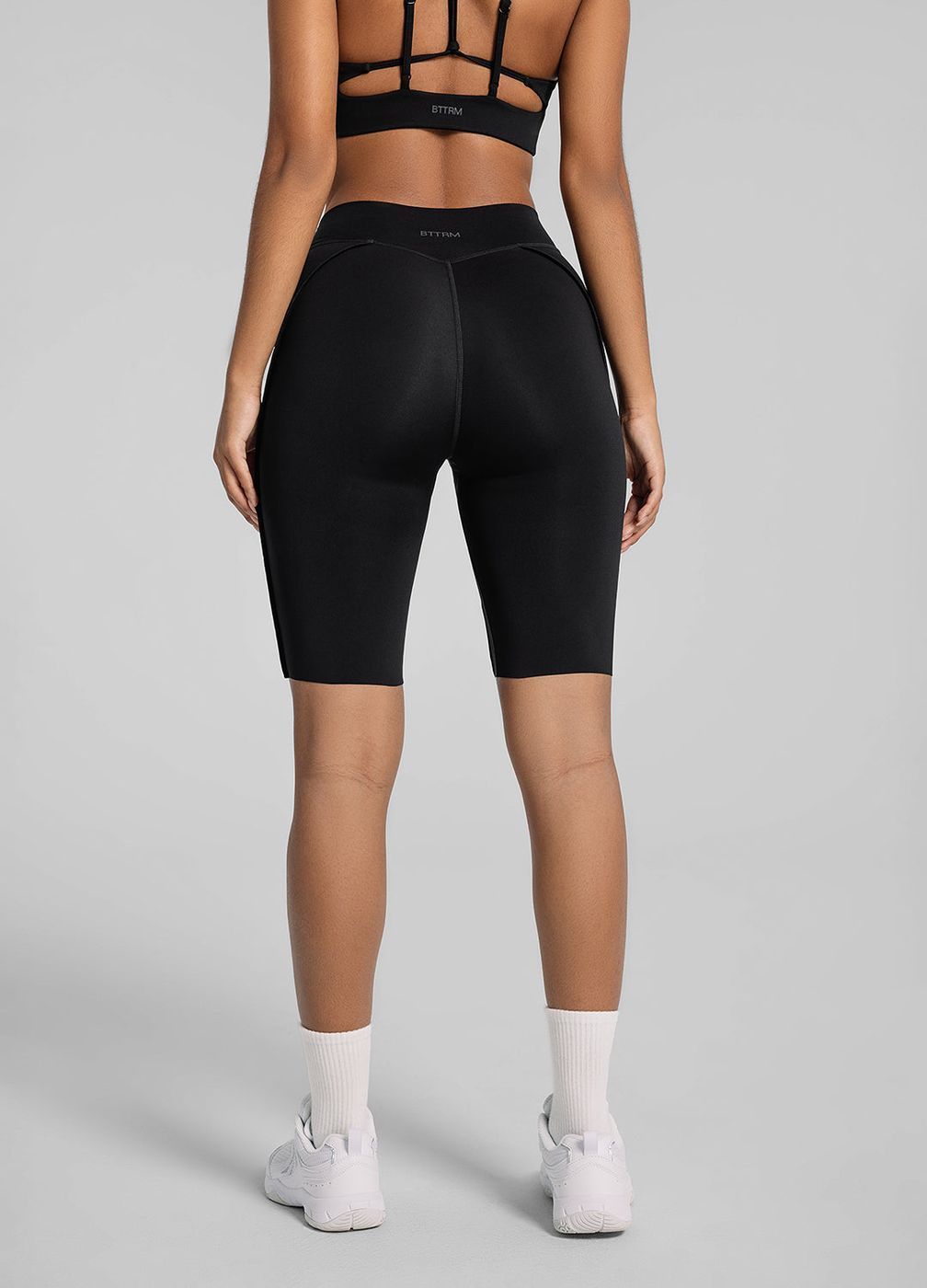 Contour Stitch Bike Shorts in Black, detail