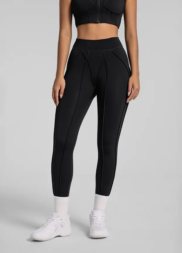 Contour Stitch Leggings in Black, front view
