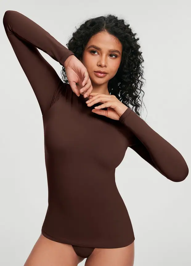 Crew Neck Long Sleeve Top in Chocolate, front view