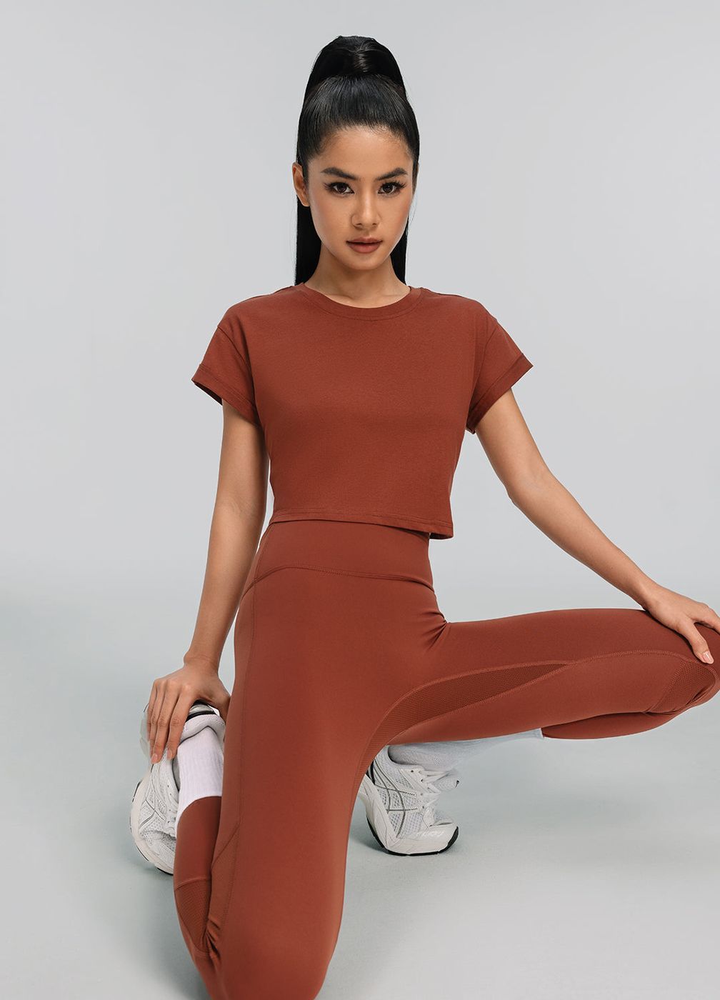 Cropped Cotton T-shirt in Rust Brown, front view