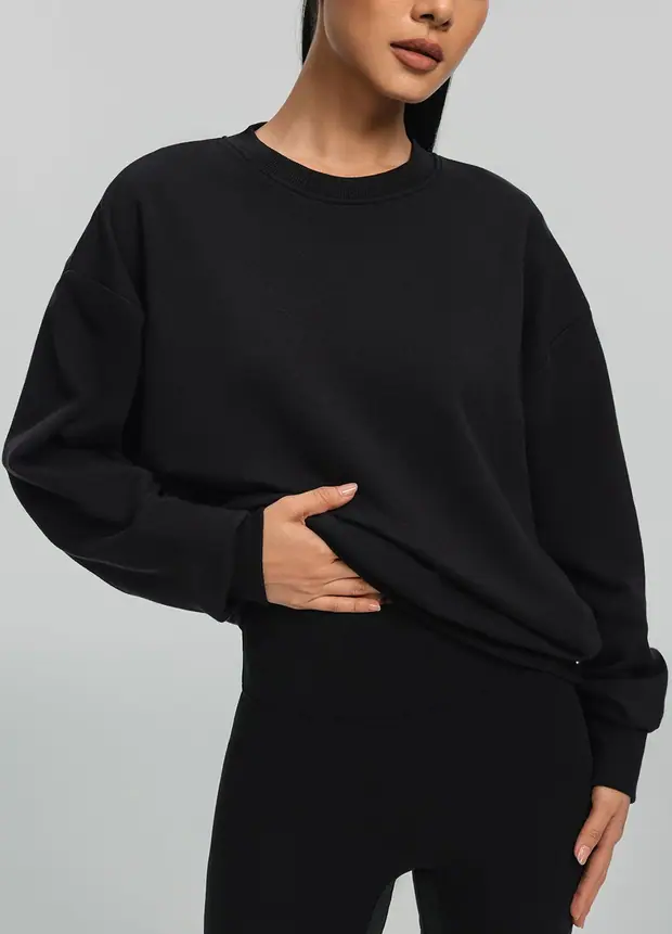 Everyday Active Sweatshirt in Black, front view