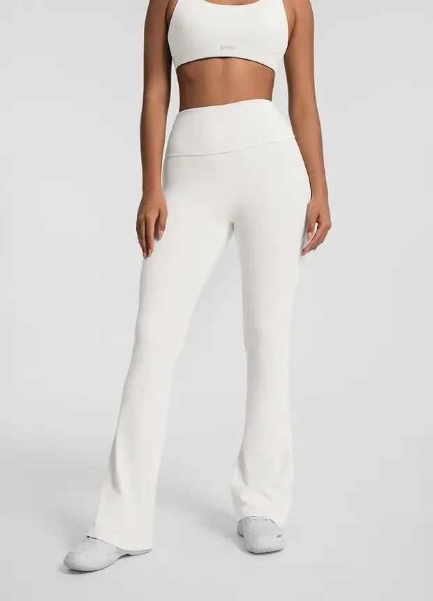 High Waist Leggings in White, front view