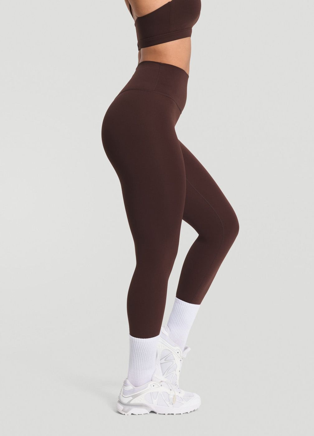 High-waisted ⅞ Leggings in Chocolate, detail