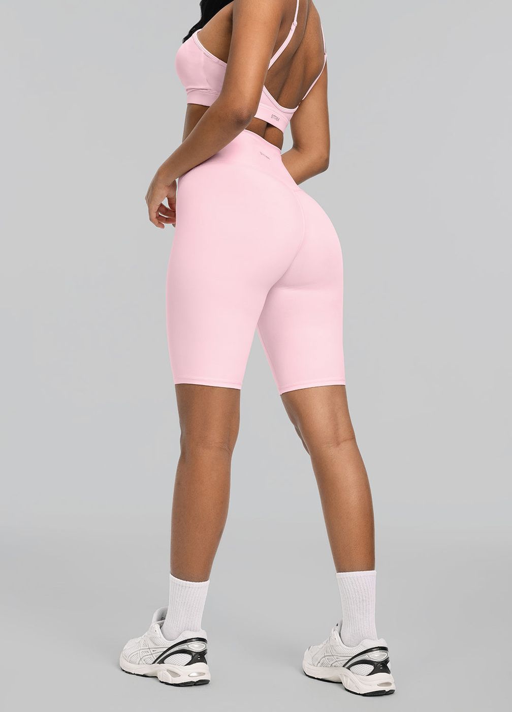 High-waisted Bike Shorts in Ballet Pink, detail