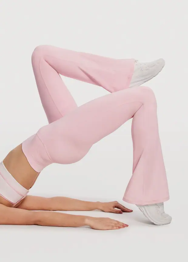 High-waisted Foxy Flare Leggings in Ballet Pink, front view