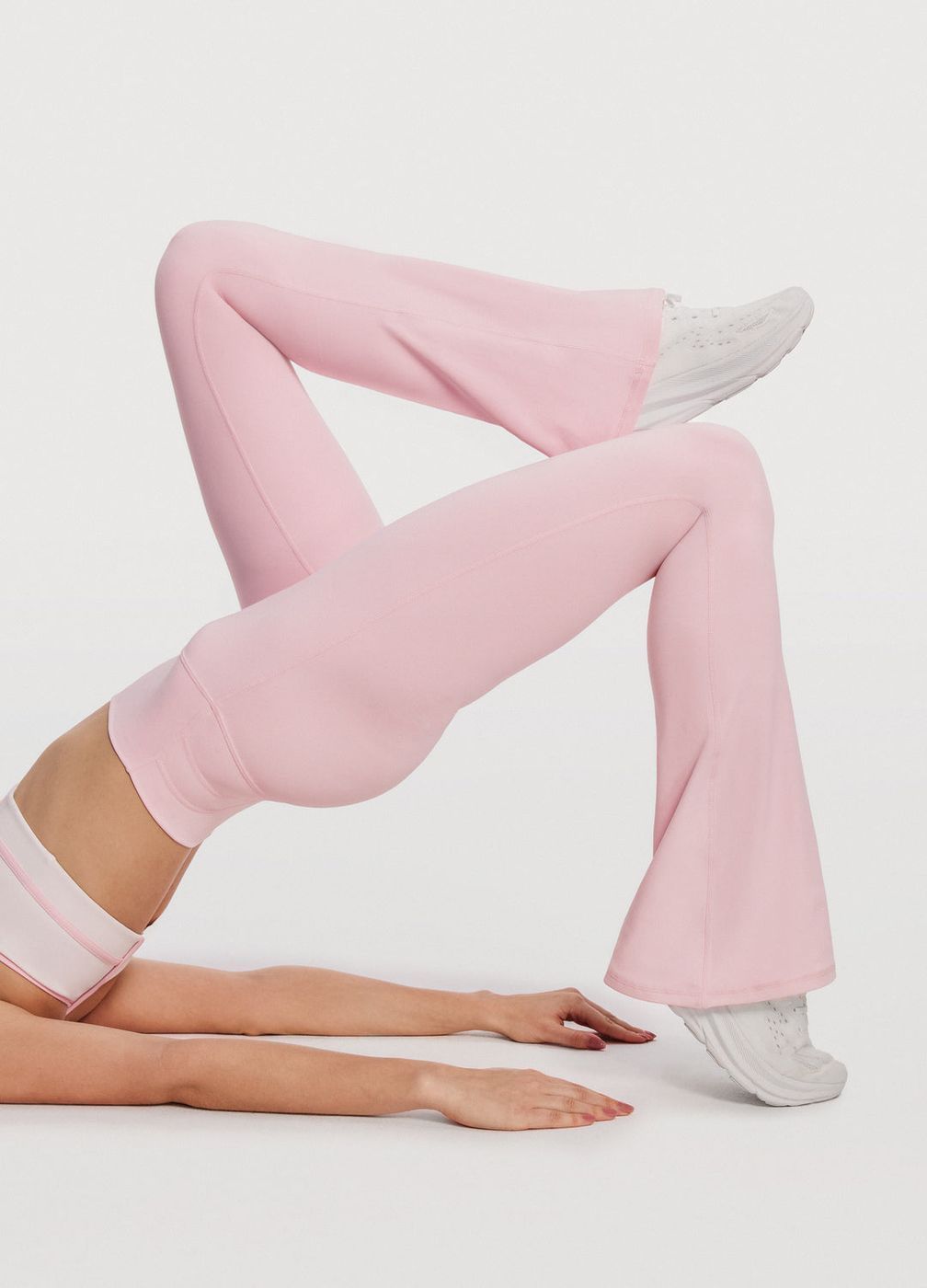 High-waisted Foxy Flare Leggings in Ballet Pink, front view