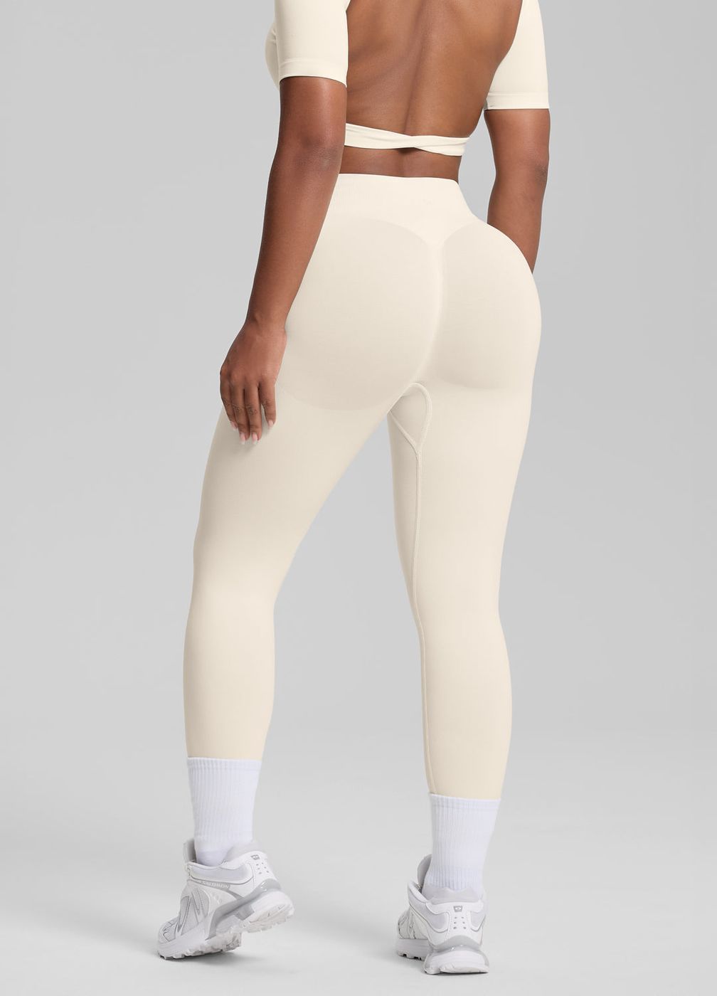 High Waisted Shaping Training Leggings in Ivory, detail