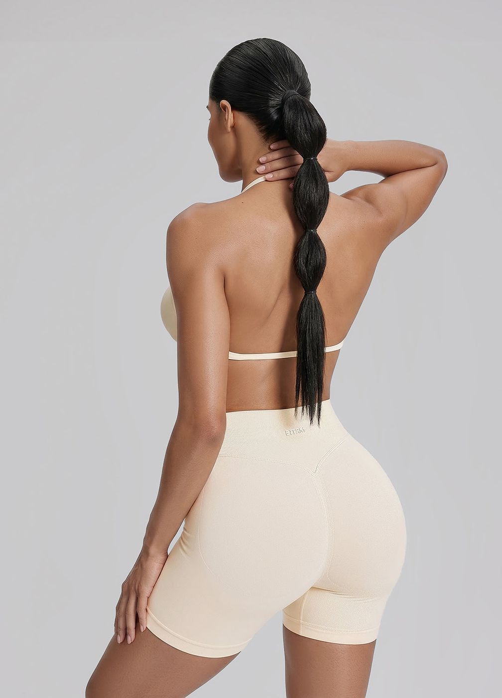 High Waisted Shaping Training Shorts 4.5 in Ivory, detail