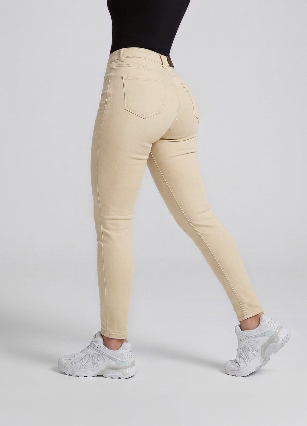 High Waisted Skinny Jeans in Ivory, detail
