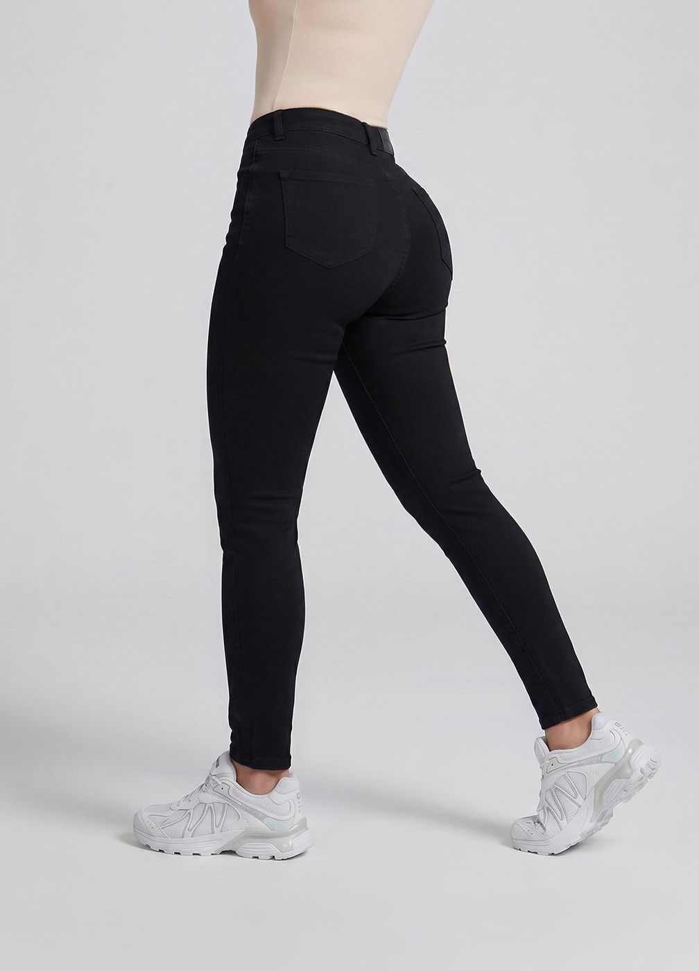 High Waisted Skinny Jeans in Black, detail