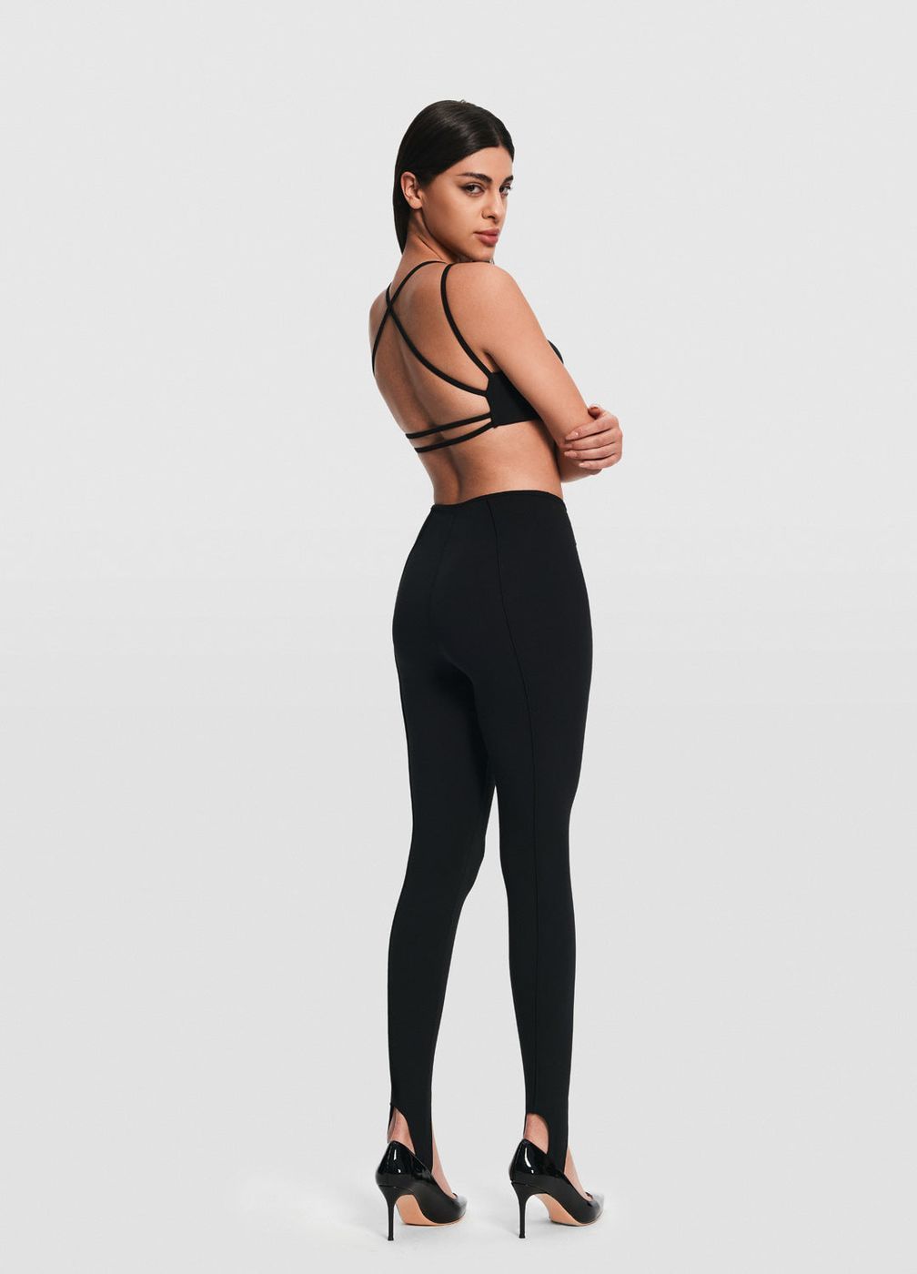 High-waisted Stirrup in Black, detail