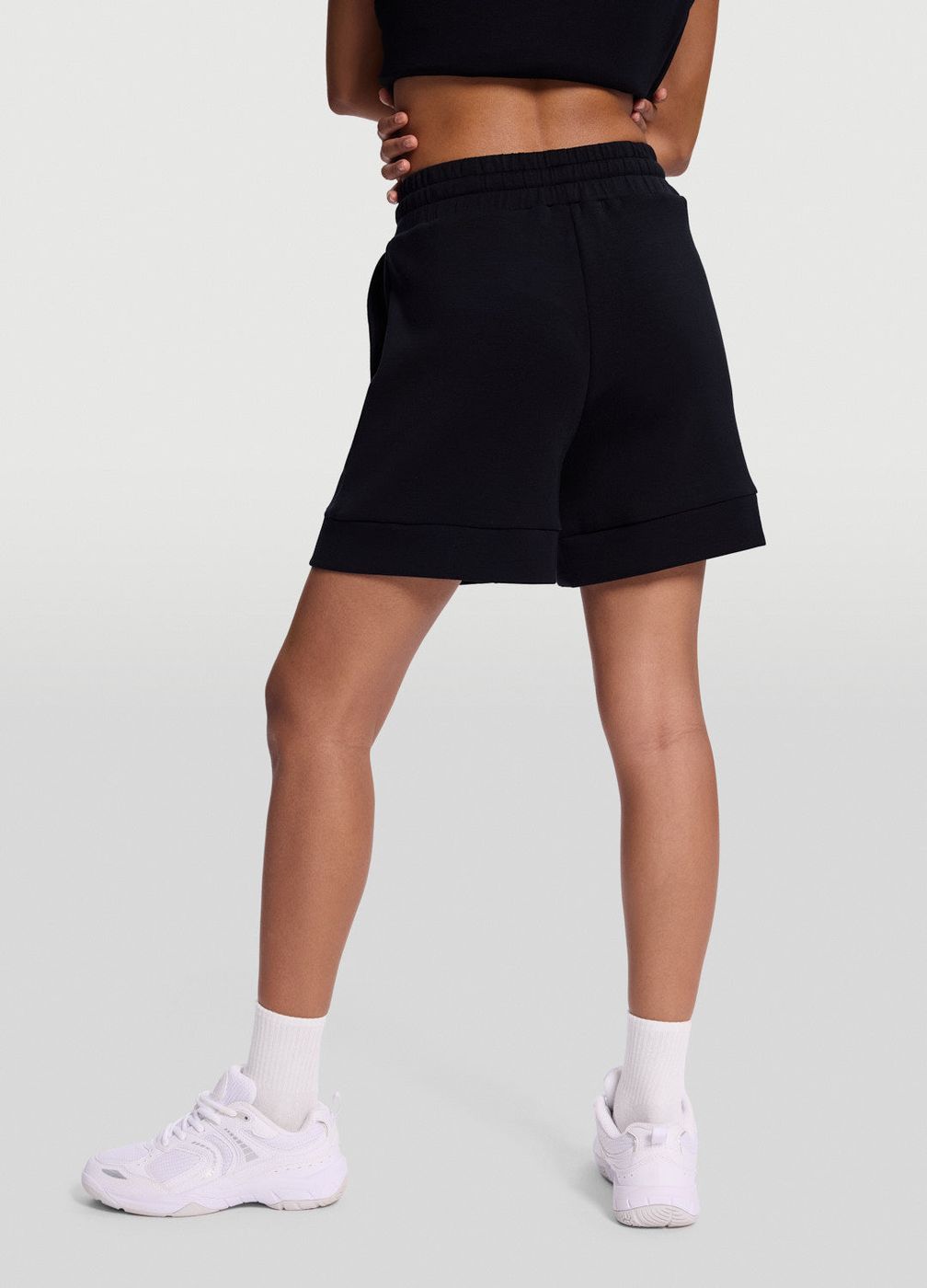 Lounge Shorts in Black, detail