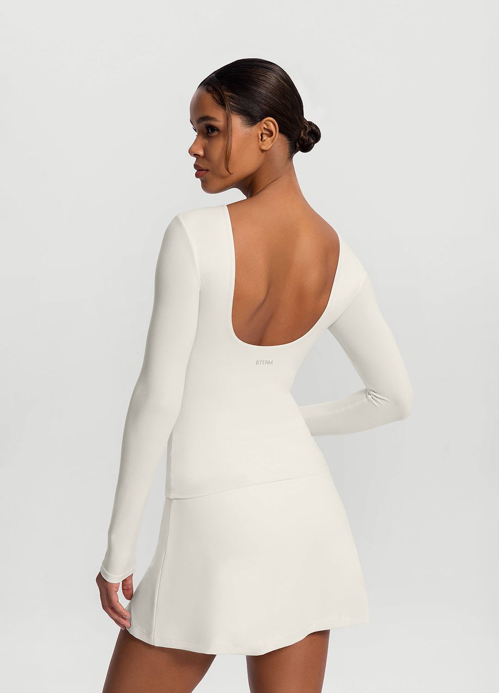 Open-back Long Sleeve Top in White, detail