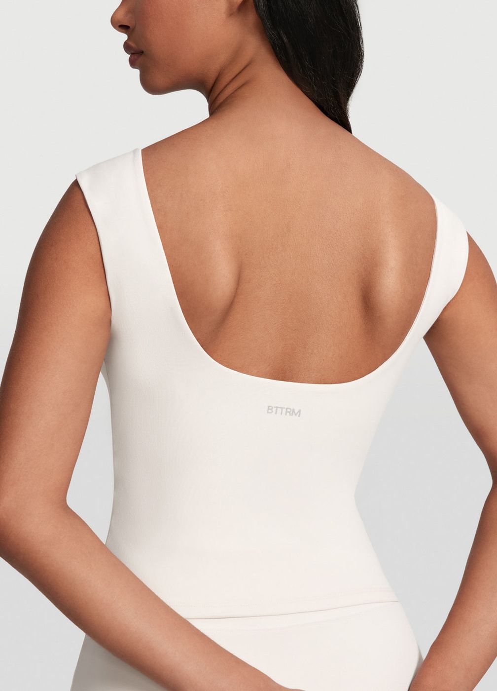 Open Back V-neck Top in White, detail
