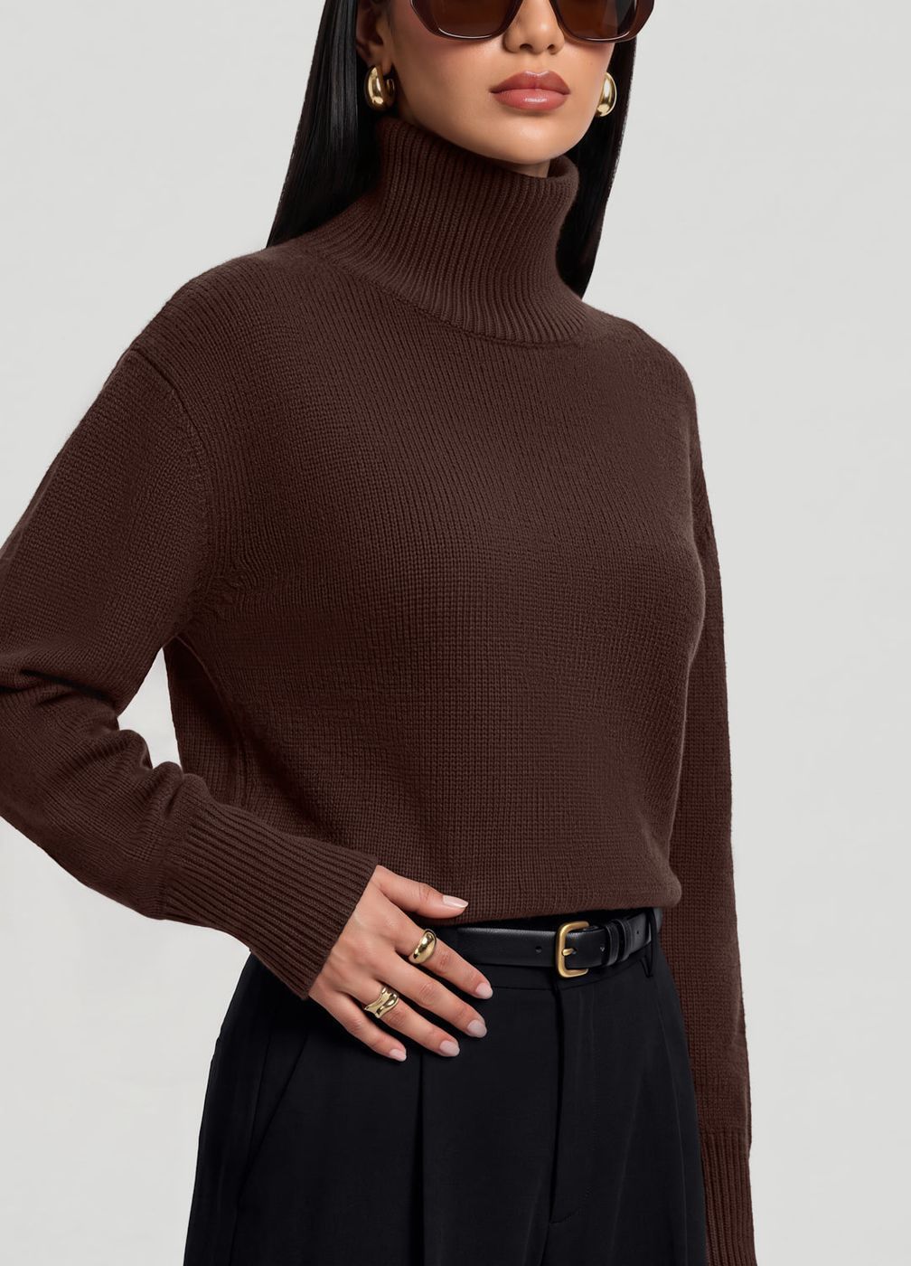 Oversized Wool Turtleneck Sweater in Brown, detail