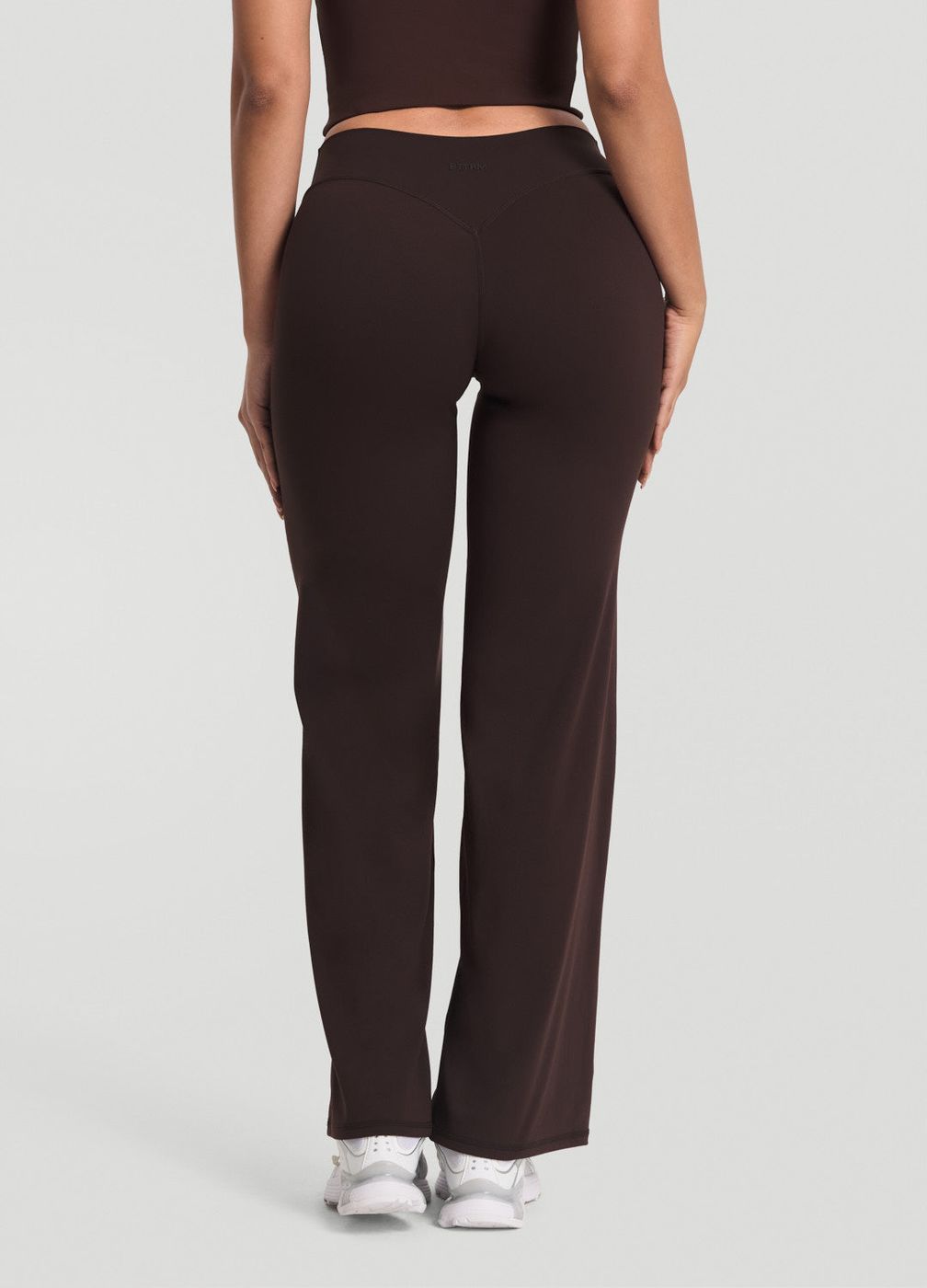 Pants in Chocolate, detail