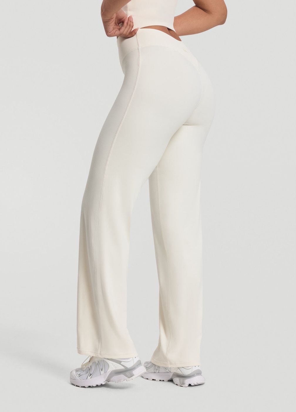 Pants in Ivory, detail