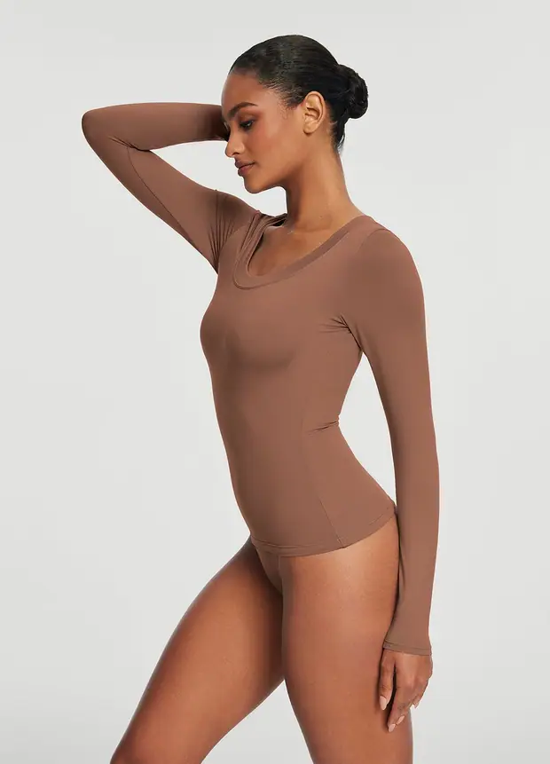 Scoop Neck Long Sleeve Top in Mocha, front view
