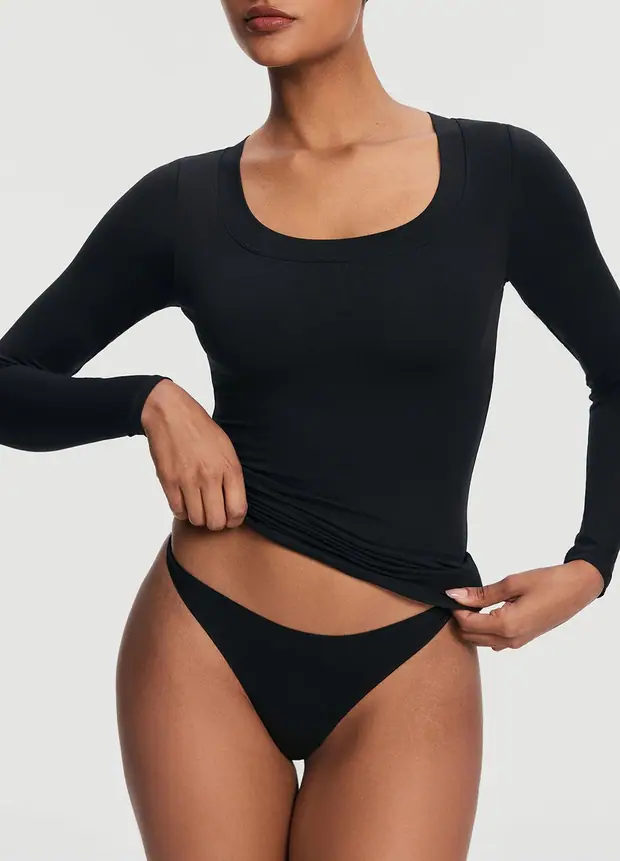 Scoop Neck Long Sleeve Top in Black, front view