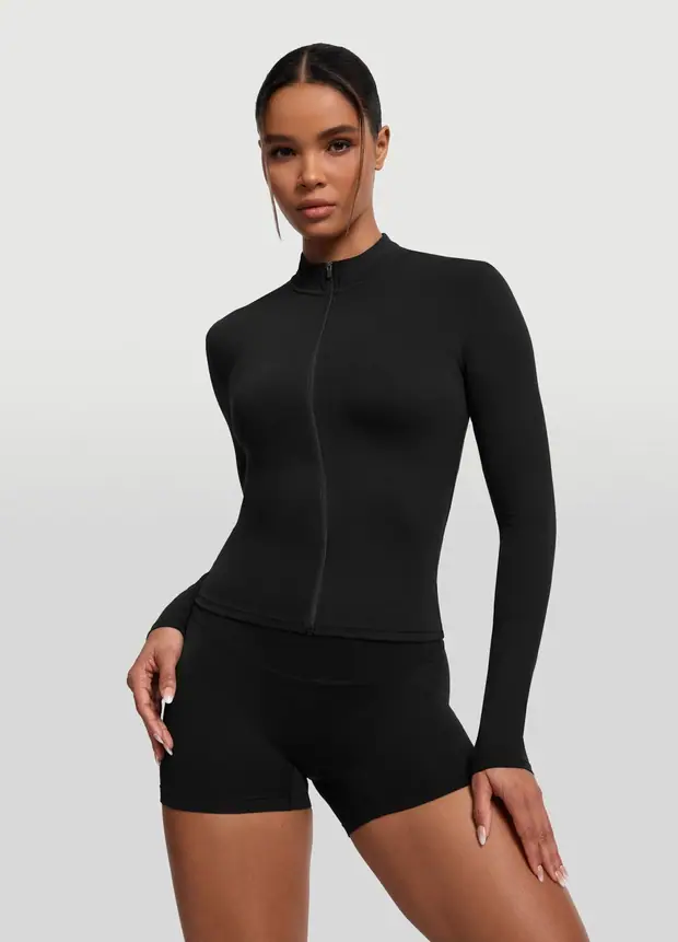 Sleek Zip-up Long Sleeve Jacket in Black, front view