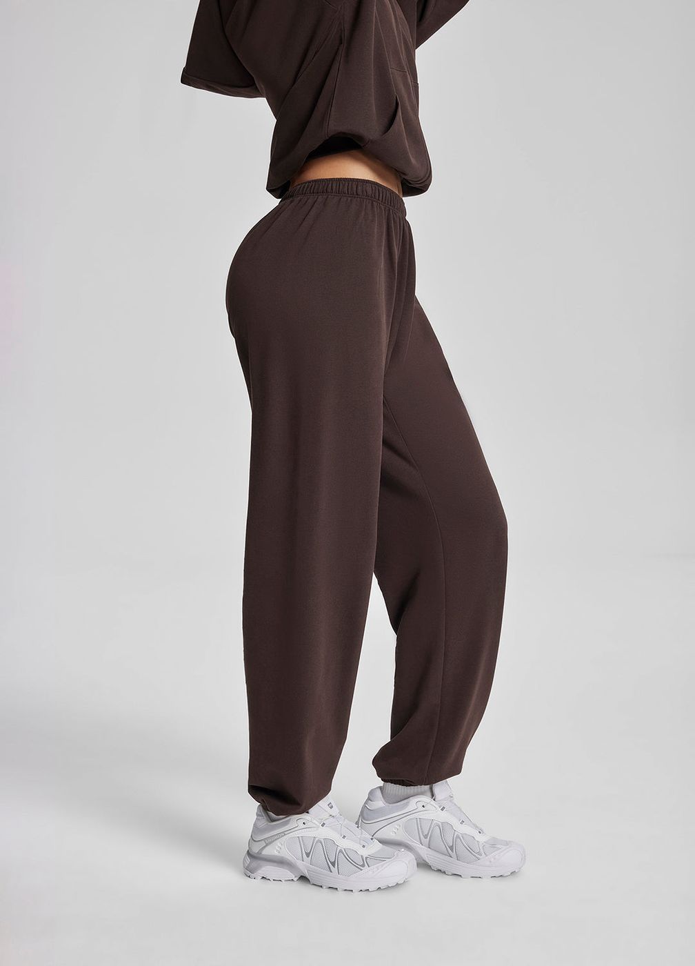 Slouchy Roomy Waistband Cozy Joggers in Chocolate, second view