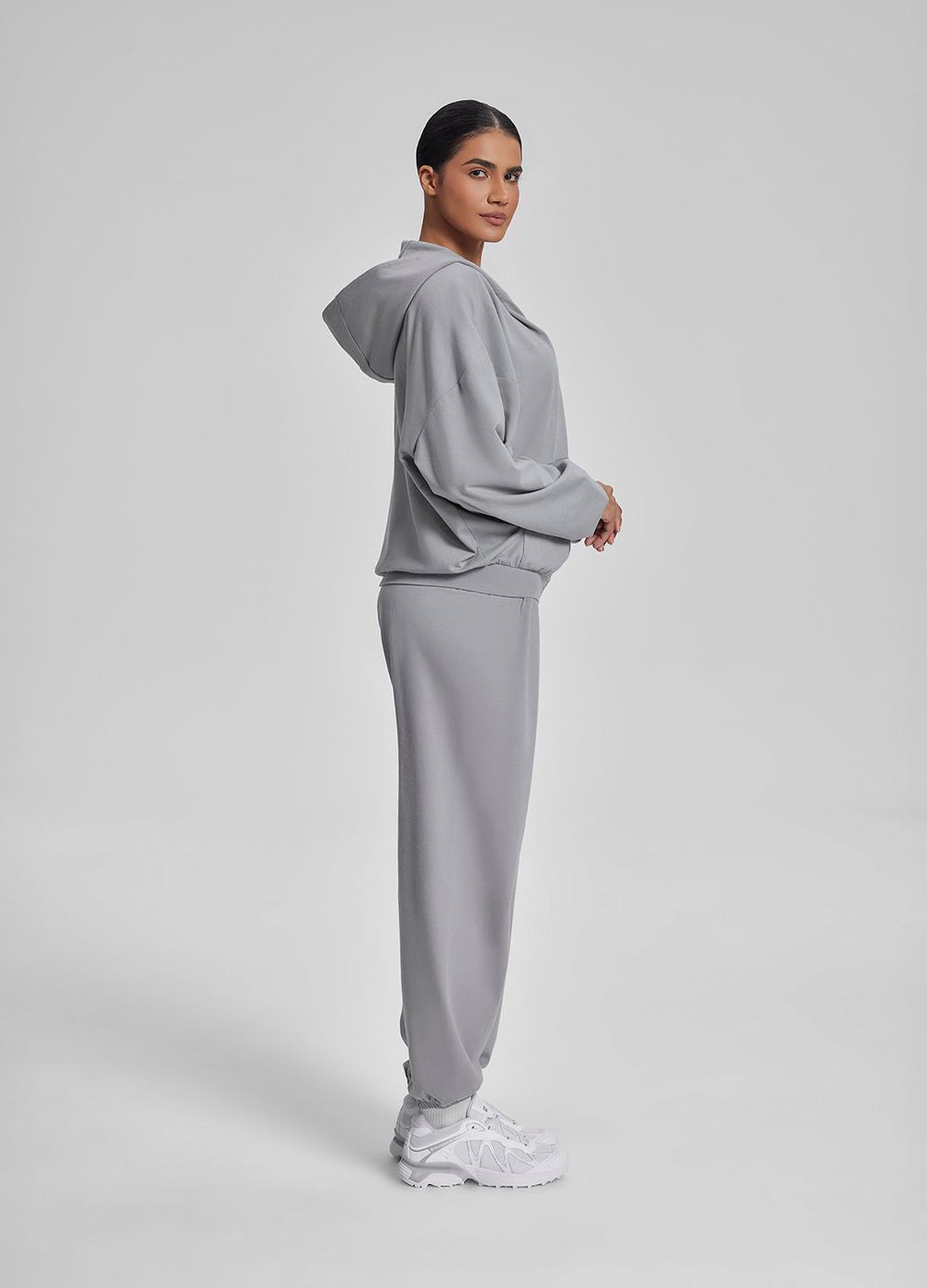 Slouchy Roomy Waistband Cozy Joggers in Ash Grey, second view