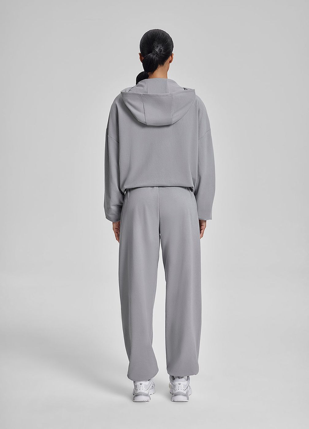 Slouchy Roomy Waistband Cozy Joggers in Ash Grey, detail