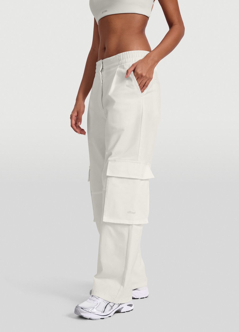 Straight-leg Cargo Pants in White, second view
